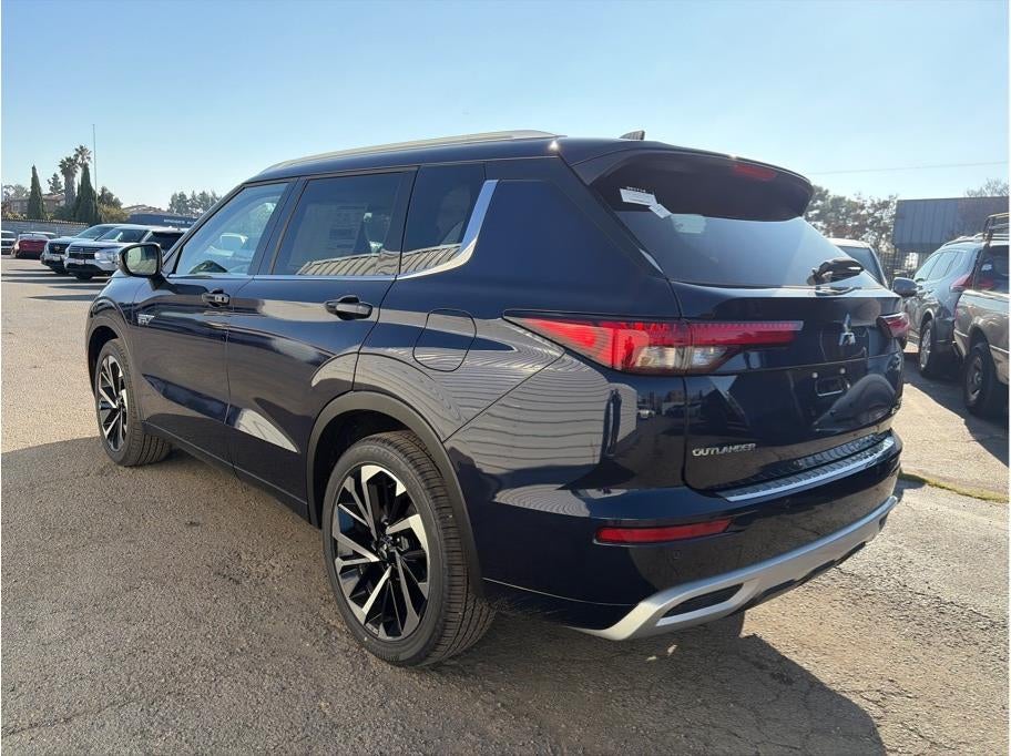 2025 Mitsubishi Outlander PHEV SEL