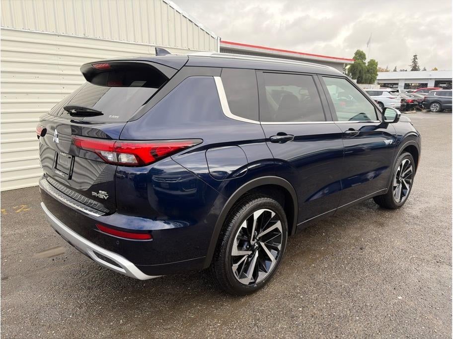 2025 Mitsubishi Outlander PHEV SEL