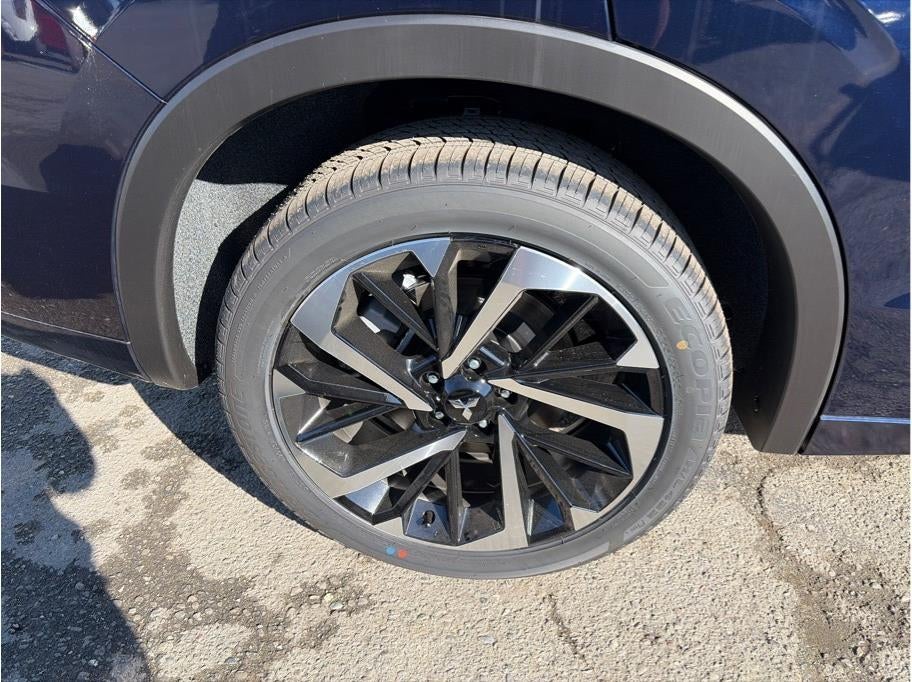 2025 Mitsubishi Outlander PHEV SEL