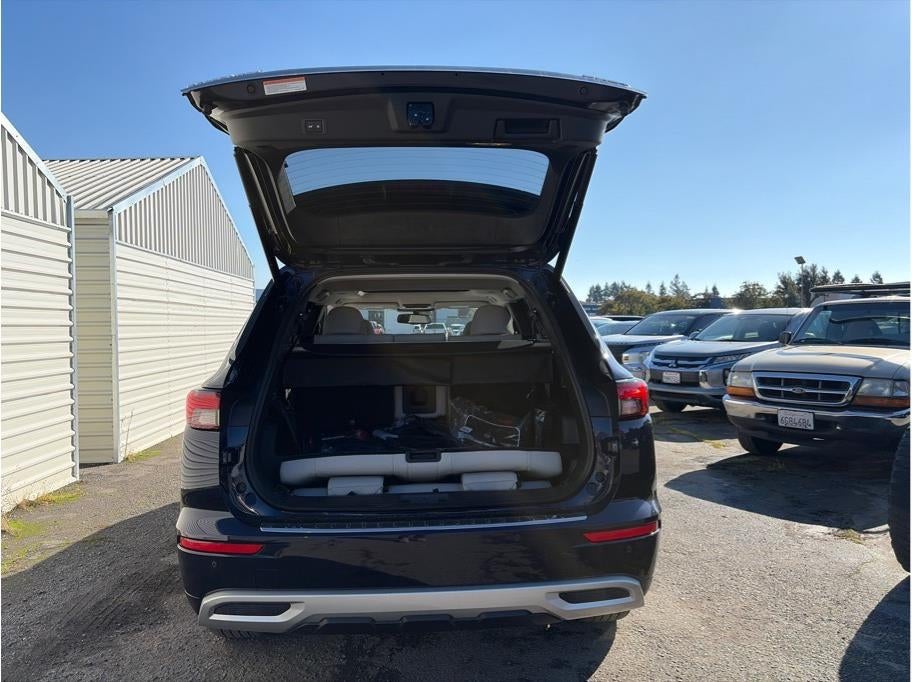 2025 Mitsubishi Outlander PHEV SEL