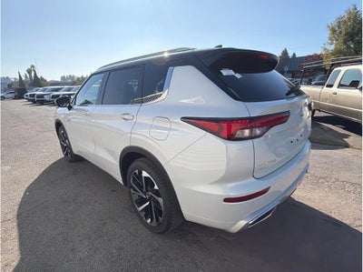 2025 Mitsubishi Outlander PHEV SEL Premium Package