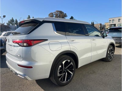 2025 Mitsubishi Outlander PHEV SEL