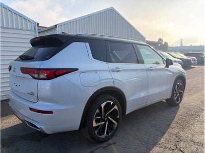 2025 Mitsubishi Outlander PHEV SEL Premium Package