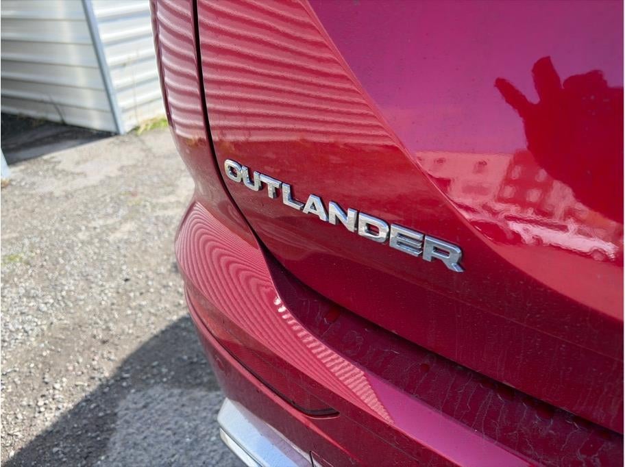 2025 Mitsubishi Outlander PHEV SEL