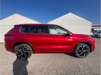 2025 Mitsubishi Outlander PHEV SEL