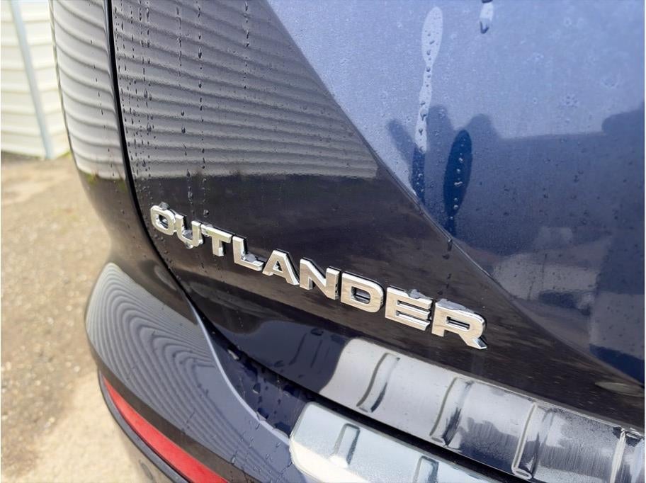 2025 Mitsubishi Outlander PHEV SEL