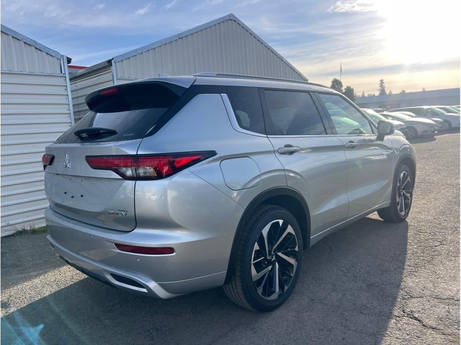 2025 Mitsubishi Outlander PHEV SEL