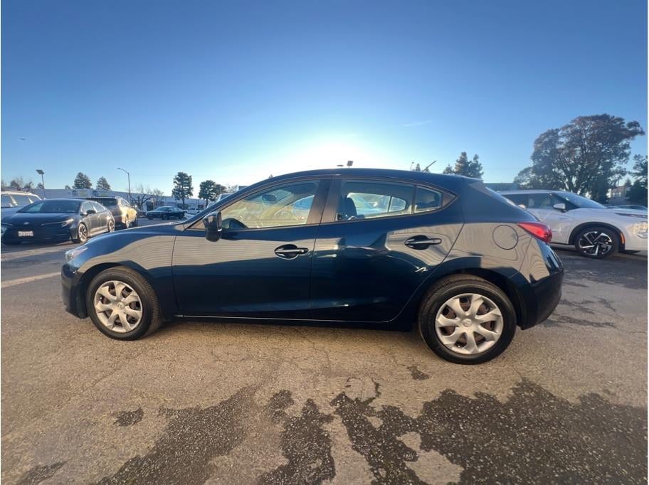 2014 Mazda MAZDA3 i Sport Hatchback 4D