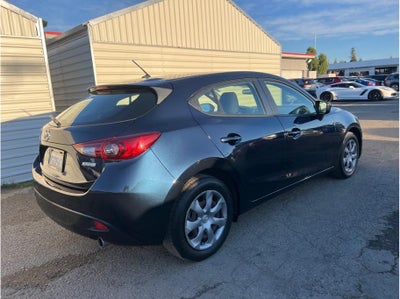 2014 Mazda MAZDA3 i Sport Hatchback 4D