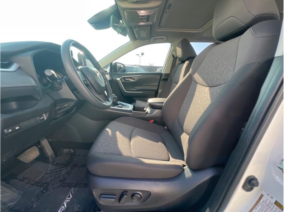 2022 Toyota RAV4 Hybrid XLE Sport Utility 4D