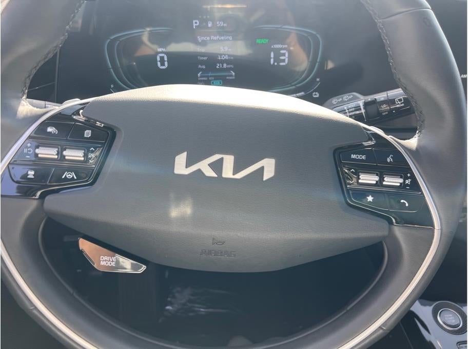 2024 Kia Niro SX Wagon 4D