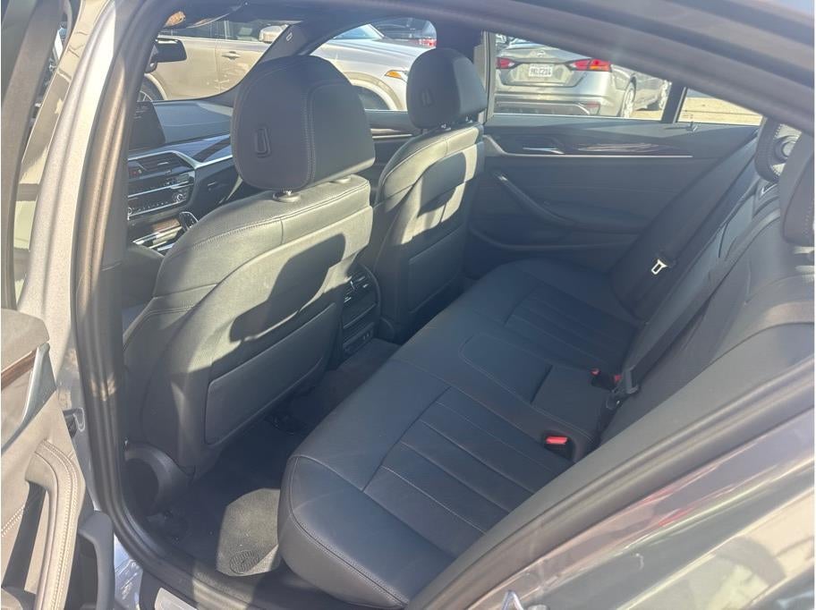 2023 BMW 5 Series 530i Sedan 4D