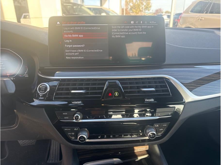 2023 BMW 5 Series 530i Sedan 4D