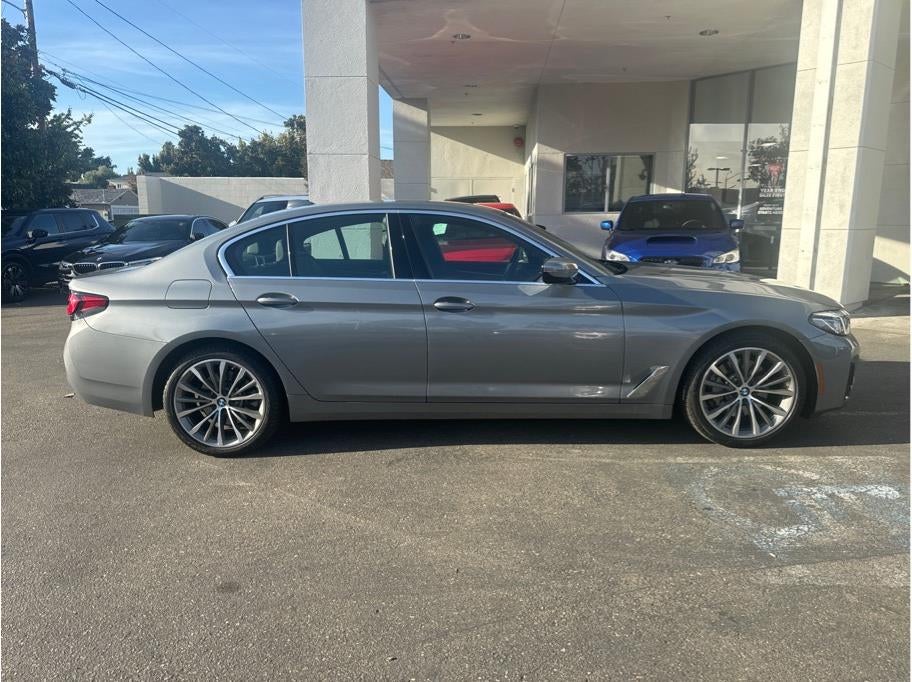 2023 BMW 5 Series 530i Sedan 4D