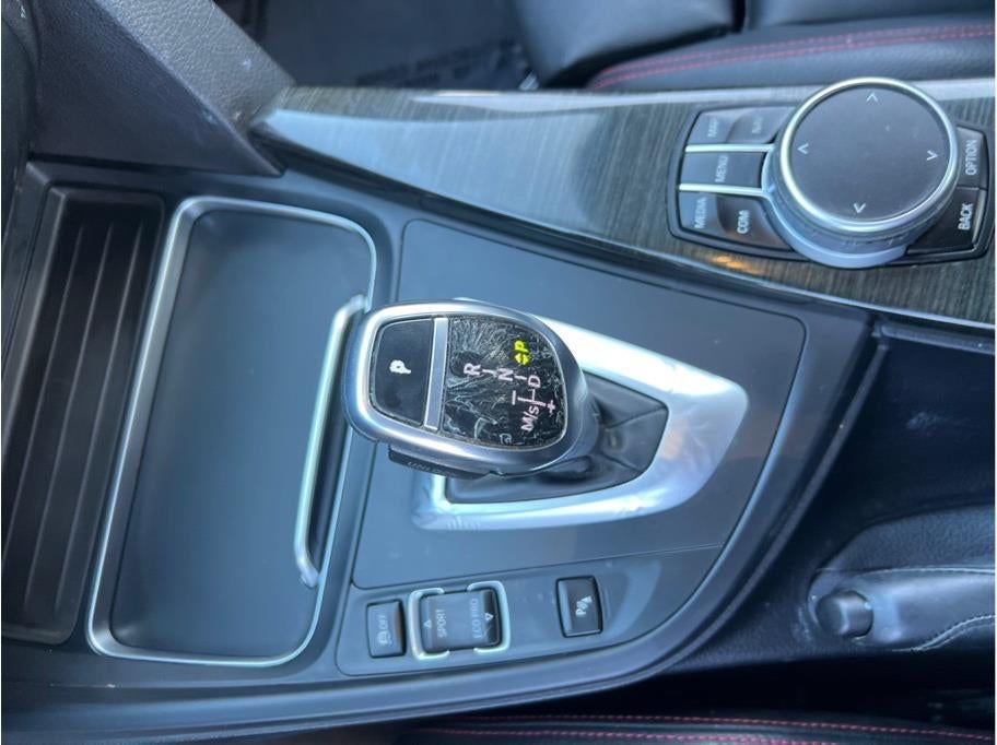 2018 BMW 3 Series 330i Sedan 4D