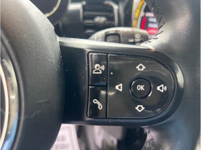 2022 MINI Hardtop 2 Door Cooper SE Hatchback 2D