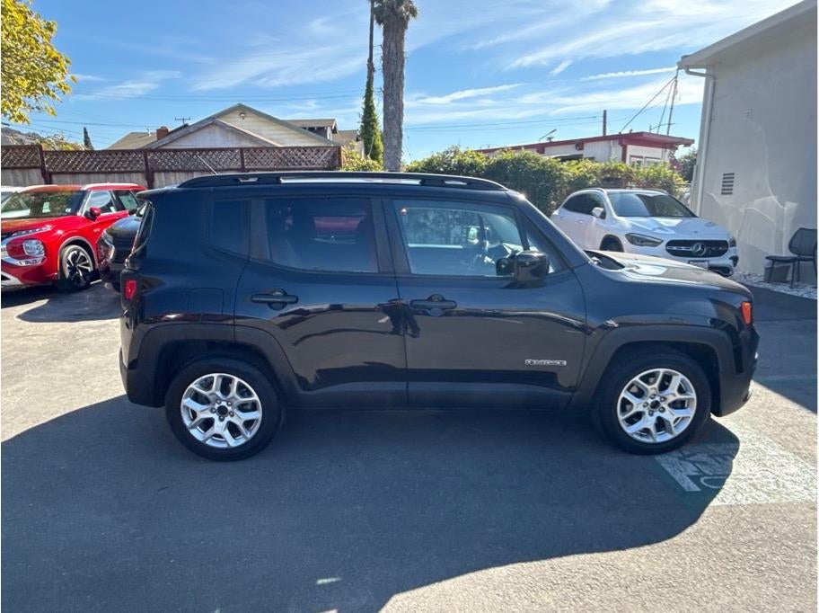 2017 Jeep Renegade Latitude Sport Utility 4D