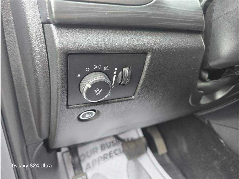 2021 Jeep Grand Cherokee Laredo X Sport Utility 4D