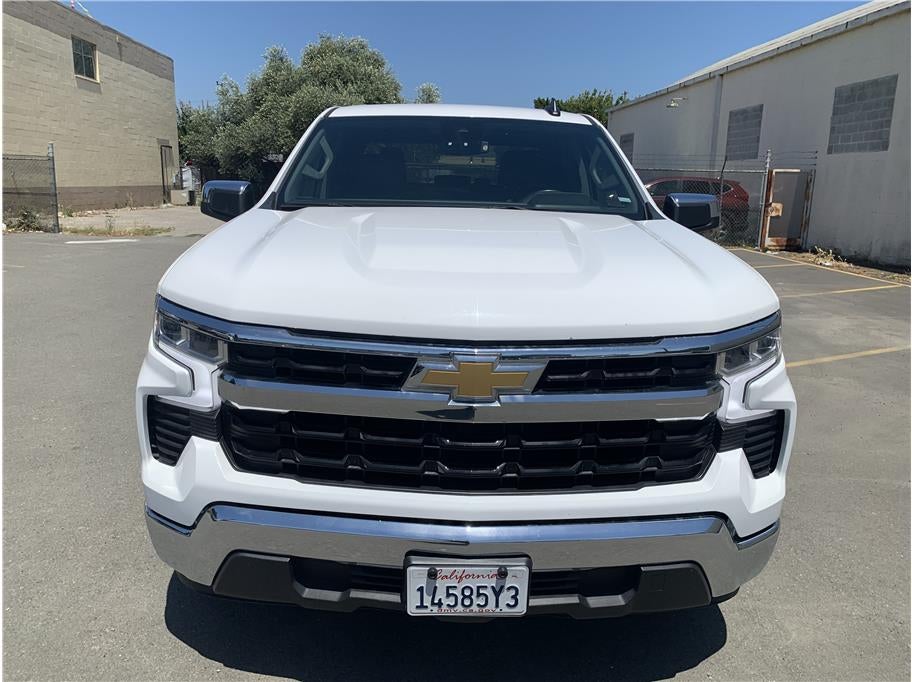 2025 Chevrolet Silverado 1500 Crew Cab LT Pickup 4D 5 3/4 ft