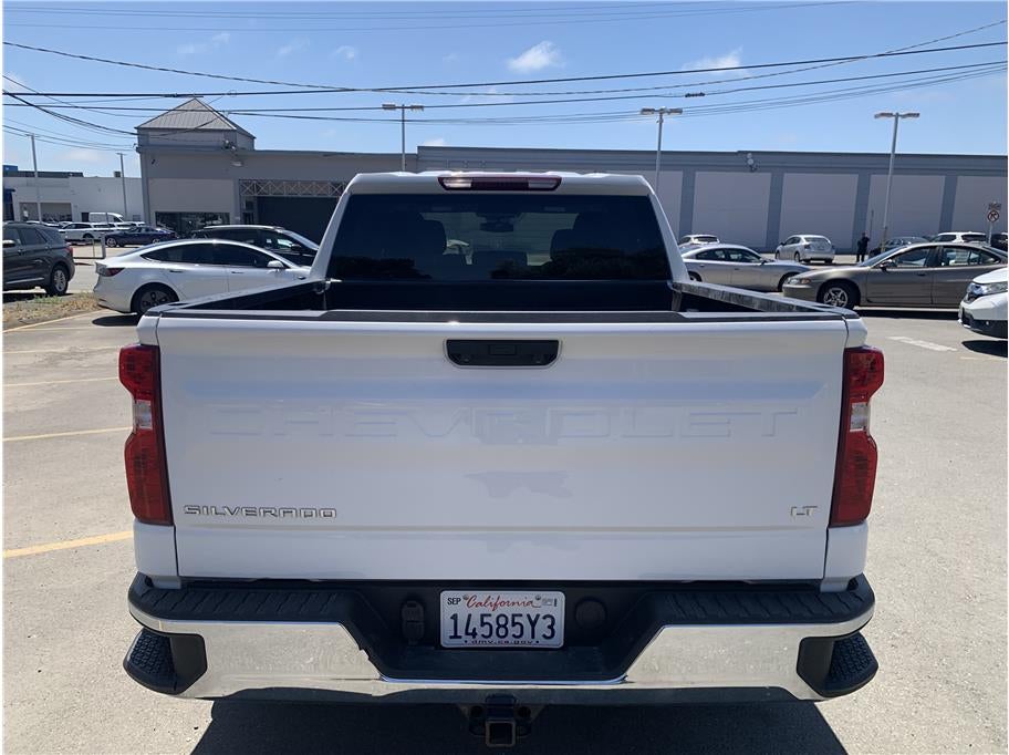 2025 Chevrolet Silverado 1500 Crew Cab LT Pickup 4D 5 3/4 ft