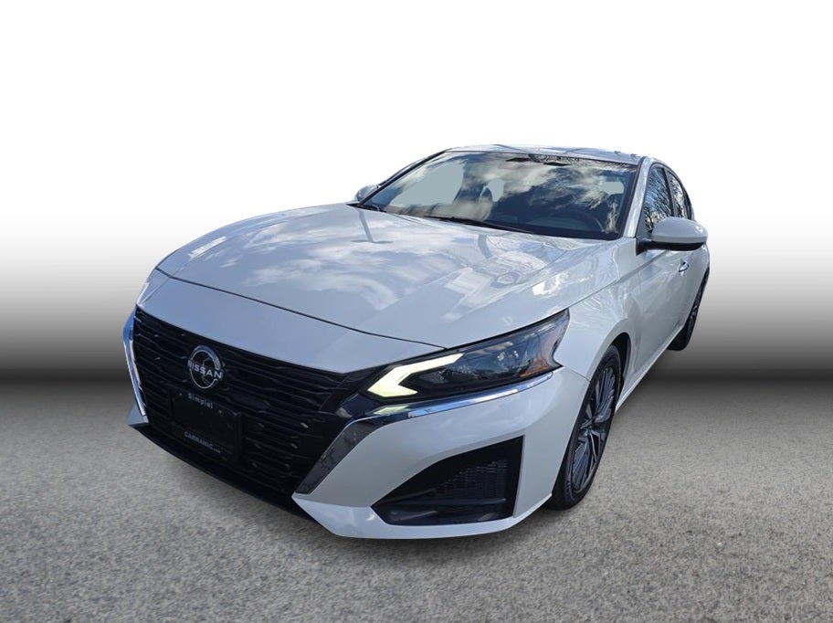 2023 Nissan Altima 2.5 SV Sedan 4D