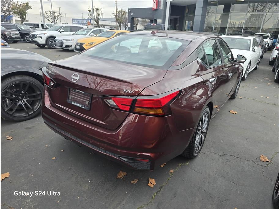 2024 Nissan Altima 2.5 SV Sedan 4D