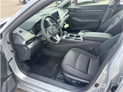 2026 Nissan Altima 2.5 SV Sedan 4D