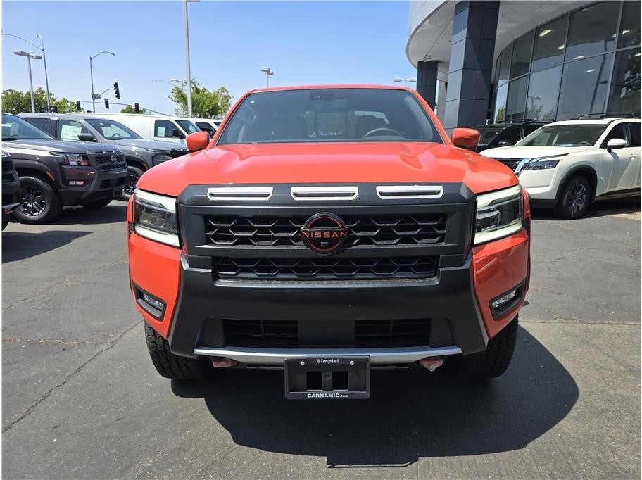 2025 Nissan Frontier Crew Cab PRO-4X Pickup 4D 5 ft
