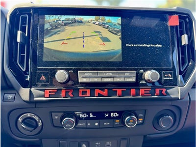 2025 Nissan Frontier Crew Cab PRO-4X Pickup 4D 5 ft