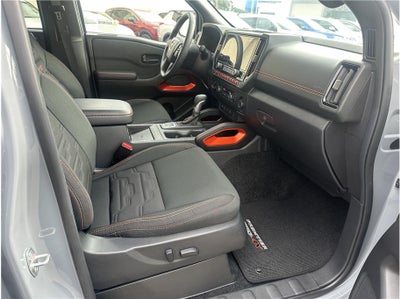 2026 Nissan Frontier Crew Cab PRO-4X Pickup 4D 5 ft