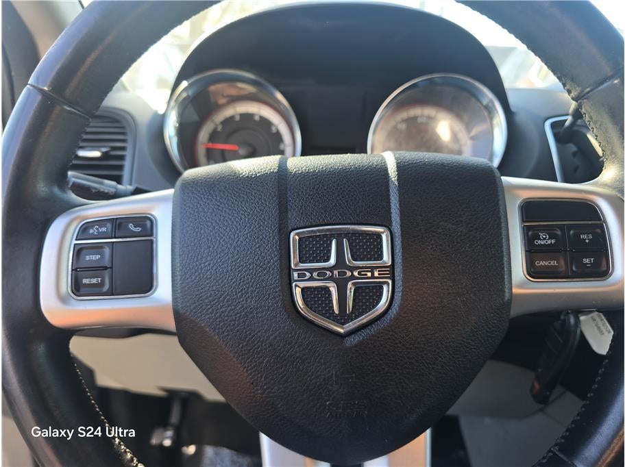 2017 Dodge Grand Caravan Passenger SE Minivan 4D