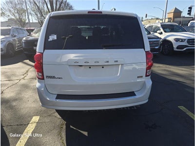 2017 Dodge Grand Caravan Passenger SE Minivan 4D