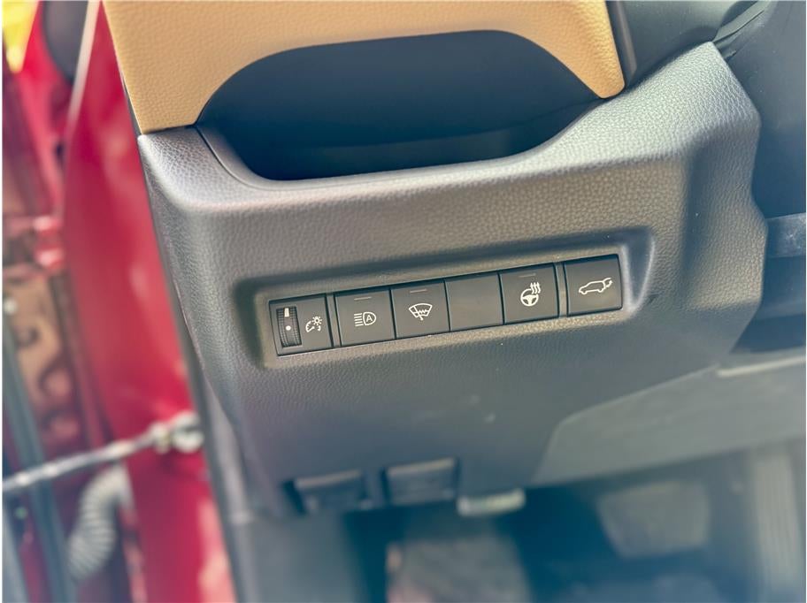 2020 Toyota RAV4 XLE Premium Sport Utility 4D