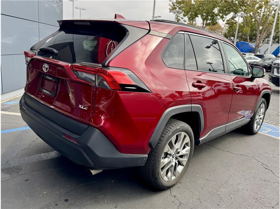 2020 Toyota RAV4 XLE Premium Sport Utility 4D