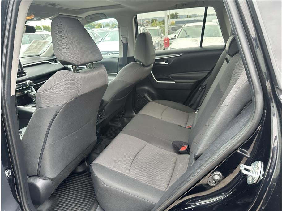 2020 Toyota RAV4 XLE Sport Utility 4D