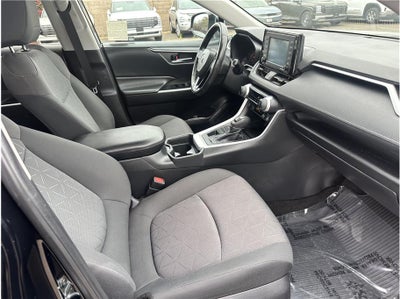 2020 Toyota RAV4 XLE Sport Utility 4D