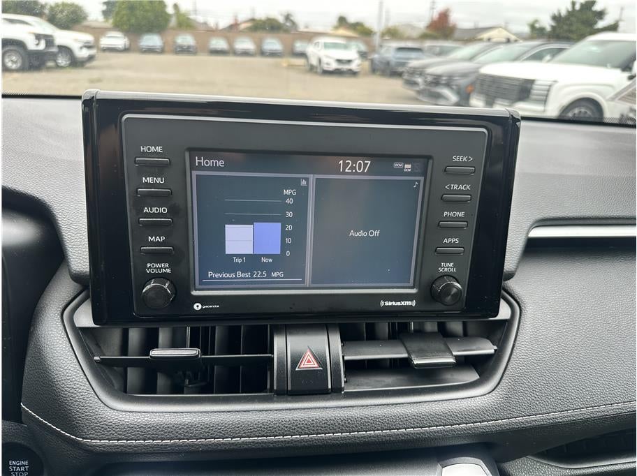 2020 Toyota RAV4 XLE Sport Utility 4D