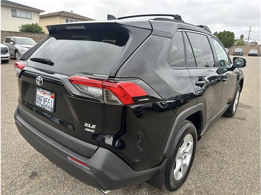 2020 Toyota RAV4 XLE Sport Utility 4D