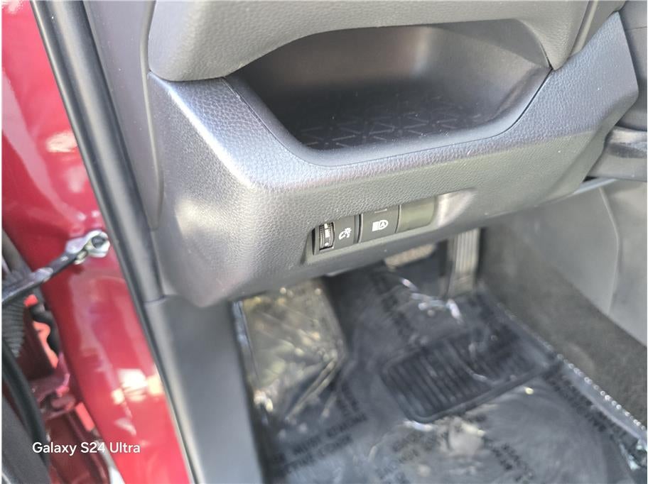 2023 Toyota RAV4 XLE Sport Utility 4D