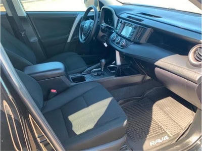 2018 Toyota RAV4 LE Sport Utility 4D