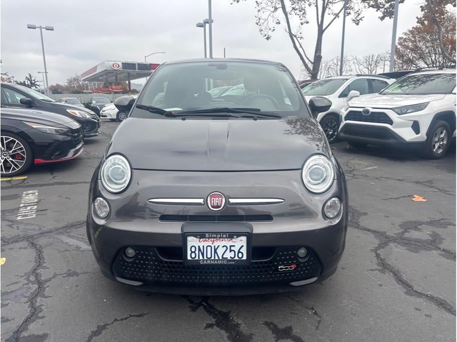 2019 FIAT 500e Hatchback 2D