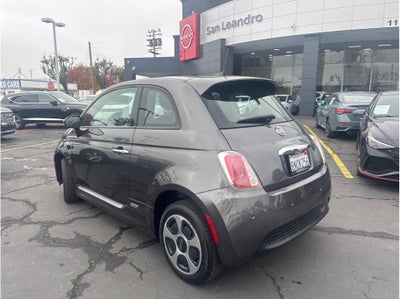 2019 FIAT 500e Hatchback 2D