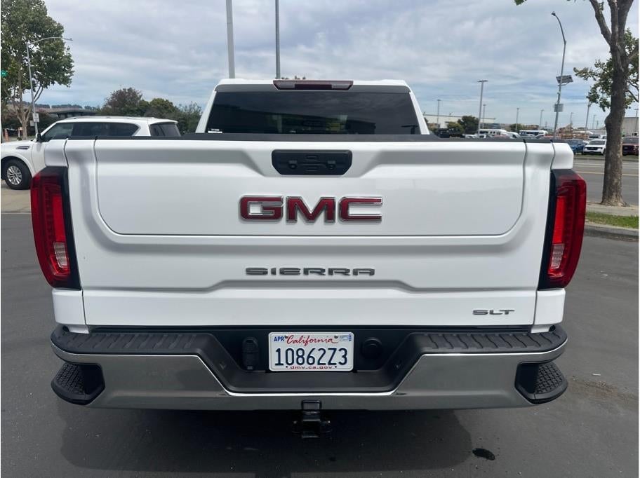 2024 GMC Sierra 1500 Crew Cab SLT Pickup 4D 5 3/4 ft