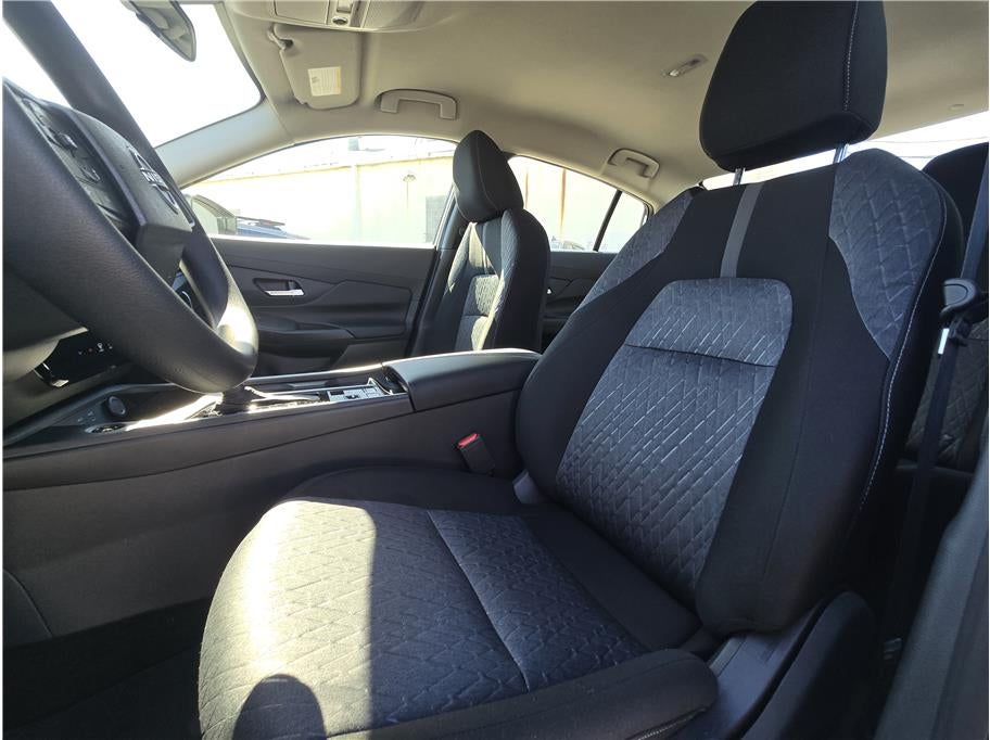 2026 Nissan Sentra SV Sedan 4D