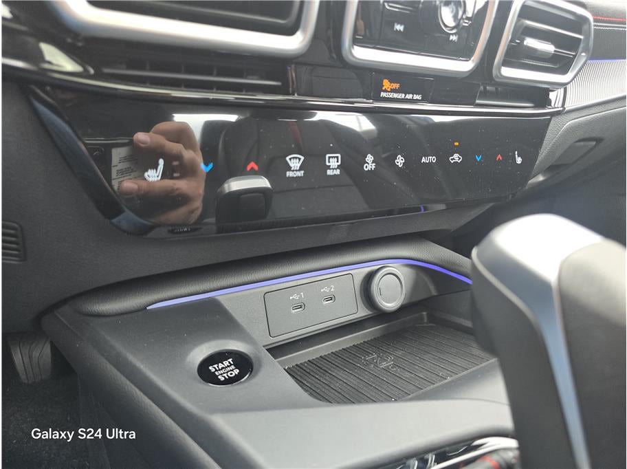 2026 Nissan Sentra SR Sedan 4D