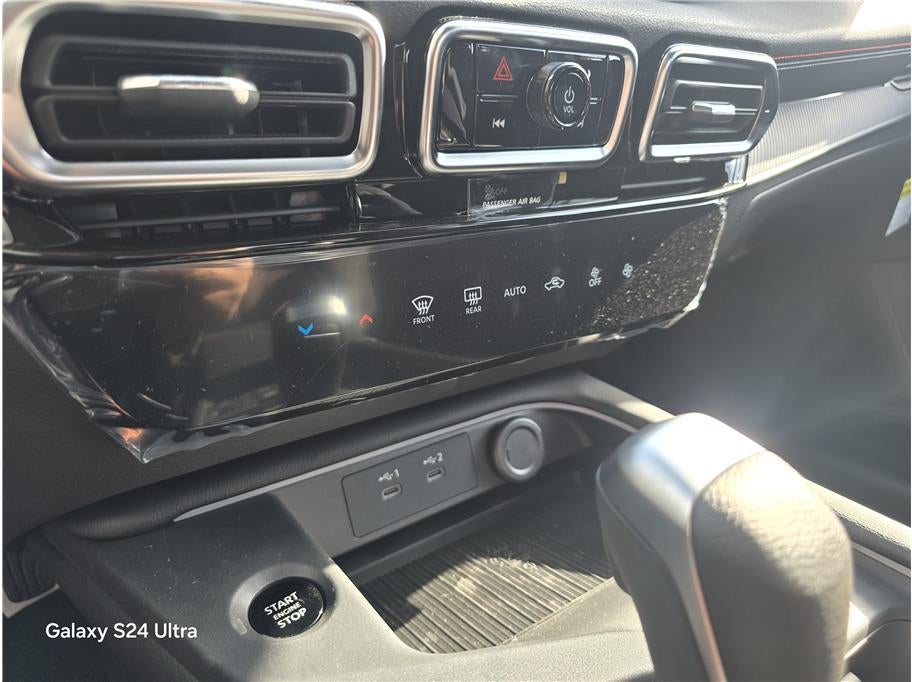 2026 Nissan Sentra SR Sedan 4D