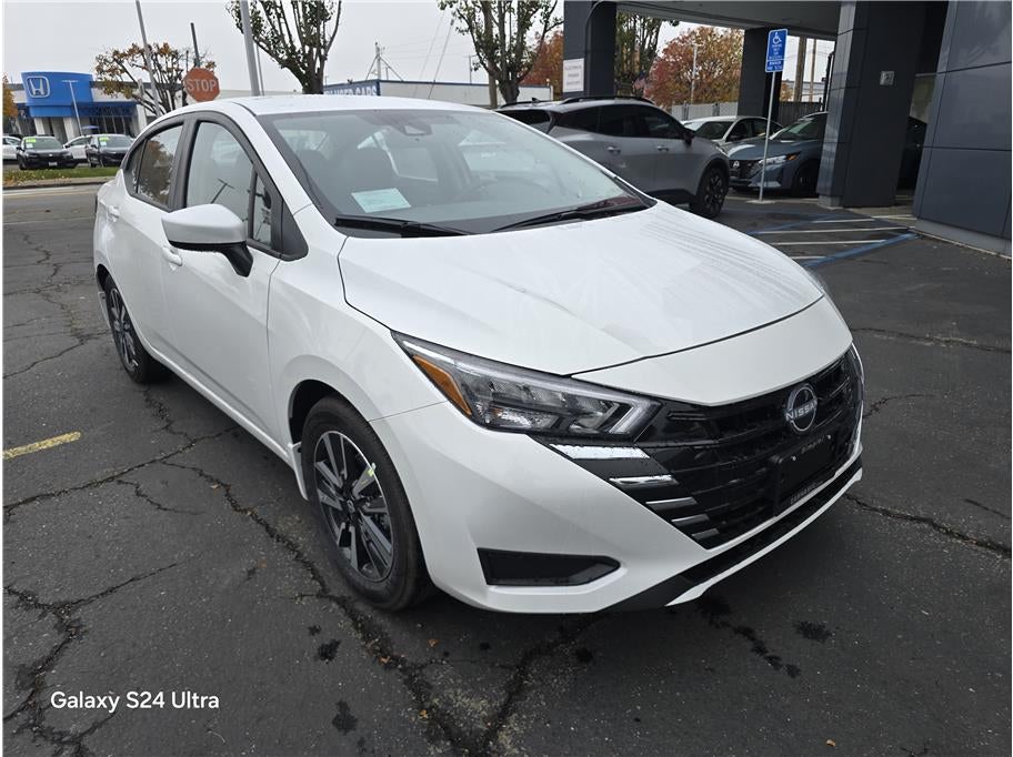 2025 Nissan Versa SV