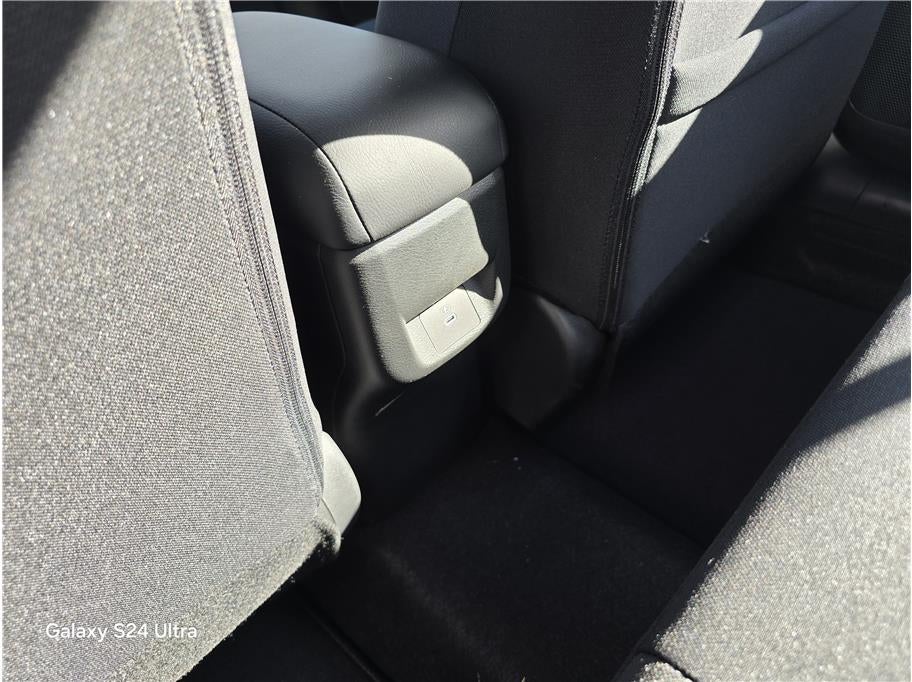 2025 Nissan Versa SV Sedan 4D