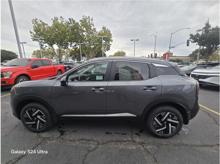 2026 Nissan Kicks MPV SV