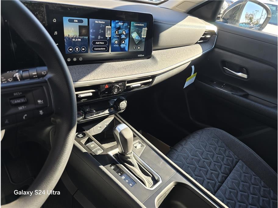 2026 Nissan Kicks SV Sport Utility 4D